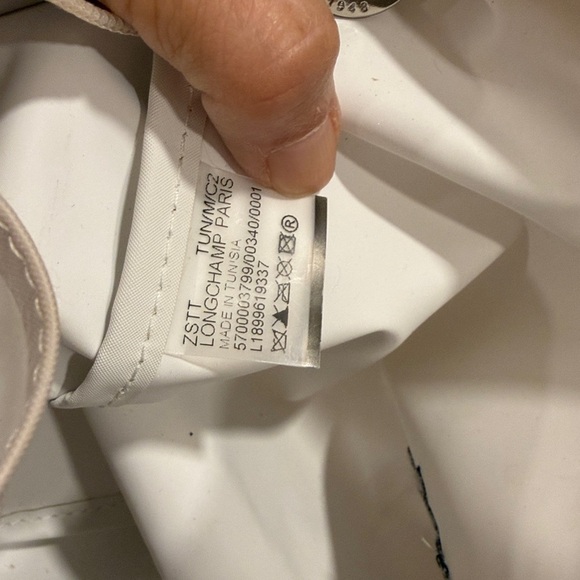 Longchamp Cream Tote - Picture 11 of 11